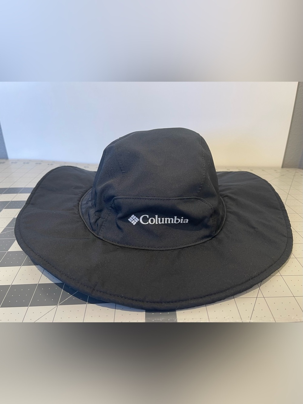 Columbia Omni-Shield Men’s O/S Wide Brim Sun Hat Black Hiking Fishing CM9982
